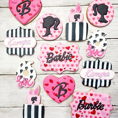 Custom Decorated Cookies 