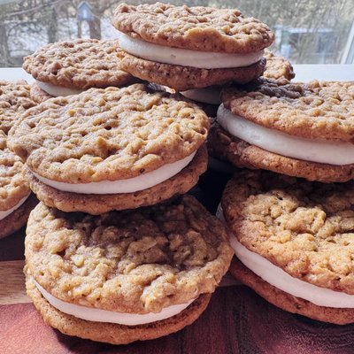 Oatmeal Sandwich Cookies 