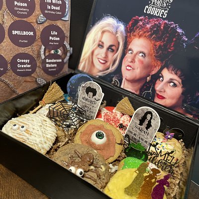 Hocus Pocus 9 Cookie Box W/ Spell Book Card To Identify Flavors  