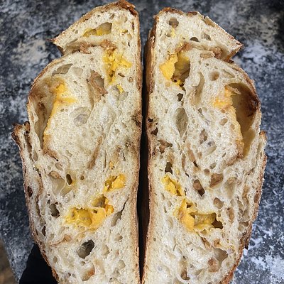 Inclusion sourdough 