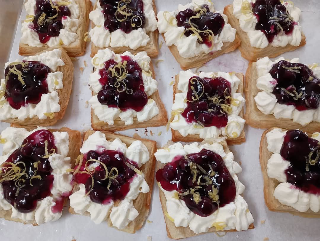 BlackBerry Mascarpone Puff Pastry 