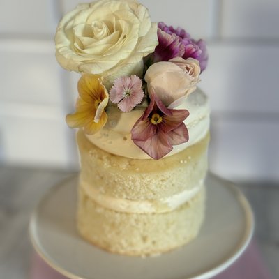 Dainty Cakes 