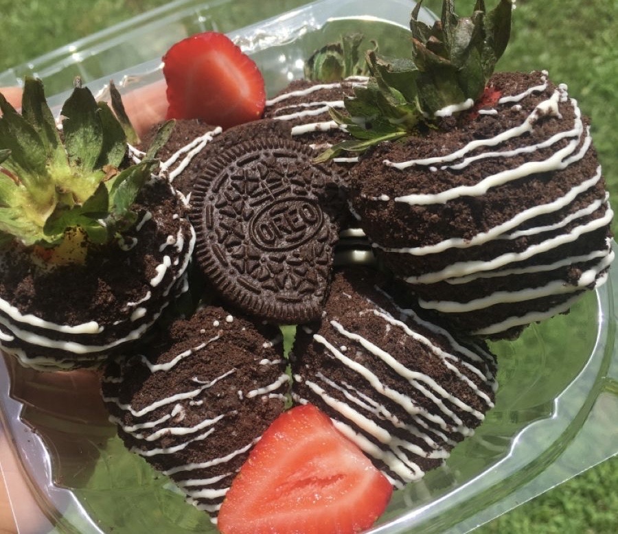 Oreo Covered Berries (6 Count)