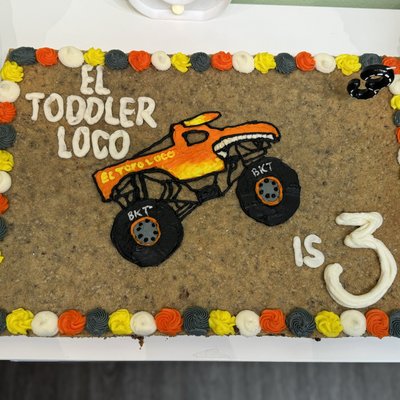 Jumbo Rectangle Cookie Cake 
