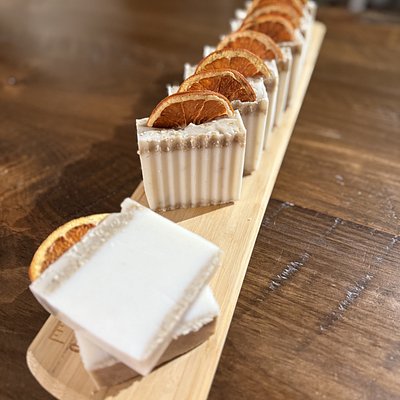 Honey Oat Citrus Goats Milk Soap (5oz)