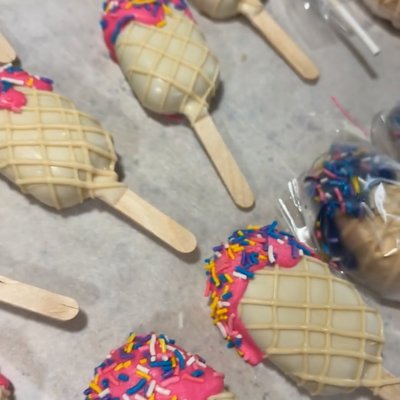 Ice Cream Cake Sickles 