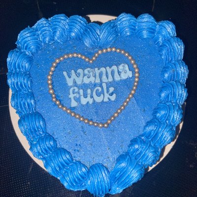 6 Inch Heart Cakes 