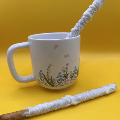 White Chocolate Pretzel Rods