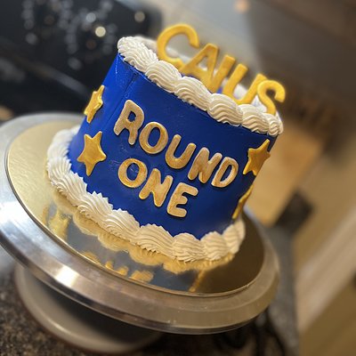 6in Custom Kids Theme Smash Cake