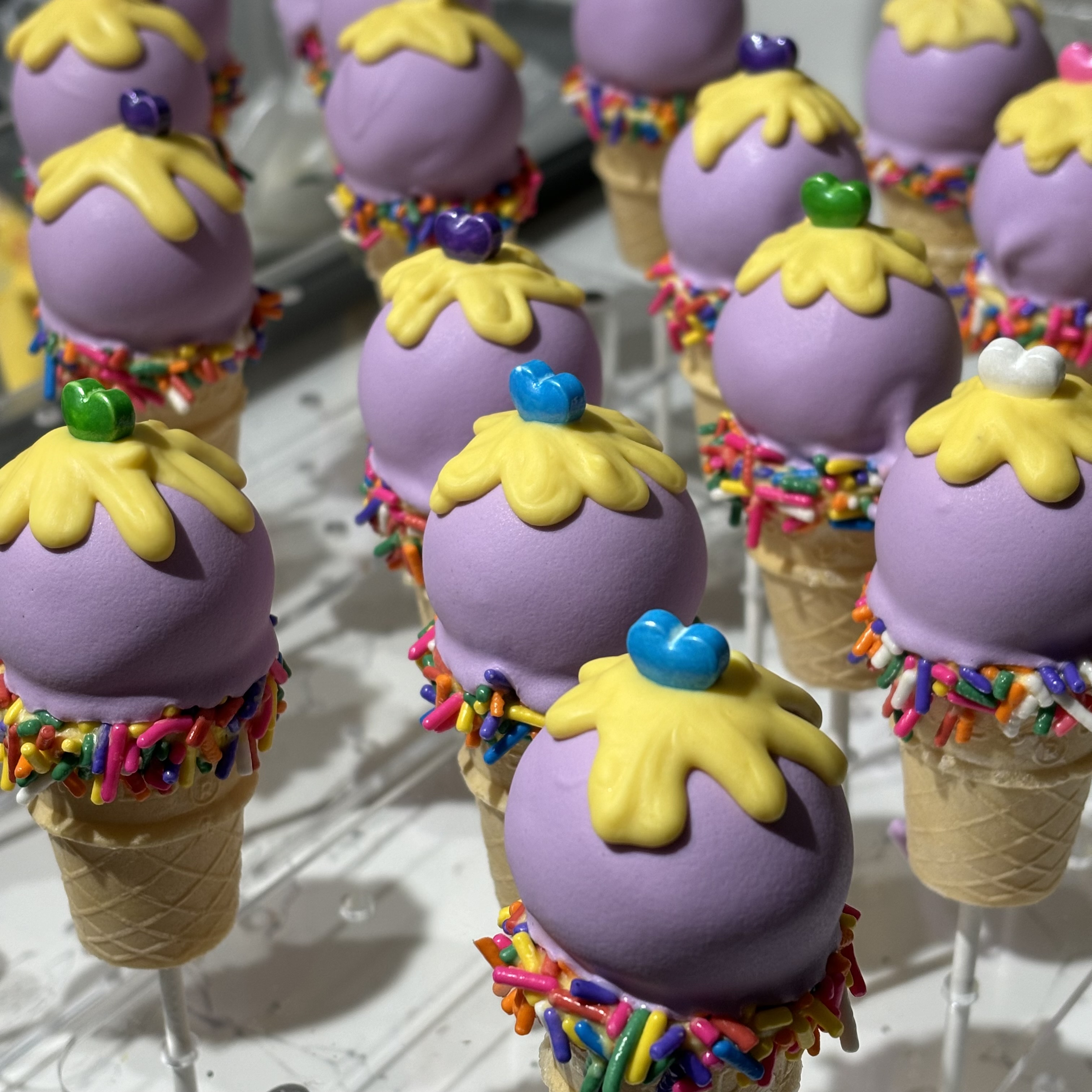 cAke Pops- Ice Cream Cuties