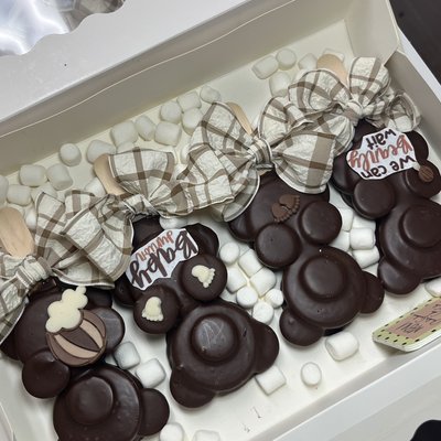 DOZEN OREOS 𓍢ִ໋❀