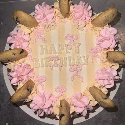 Custom 9-in Cookie Cake (Delivery Only)