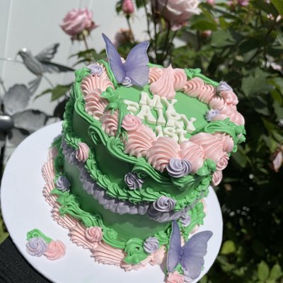 4” Heart Cake 