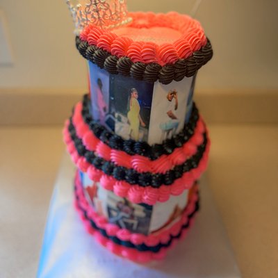 2 Tier Heart Cake (3 Layers Each Tier)