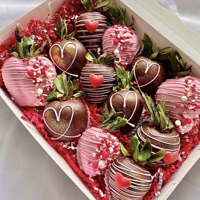 Chocolate Dipped Strawberries