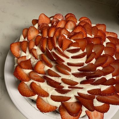 Strawberry Mostachón 