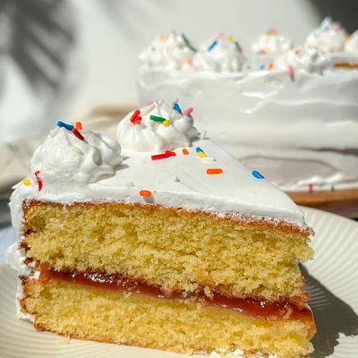 Bizcocho Dominicano  12 Servings 