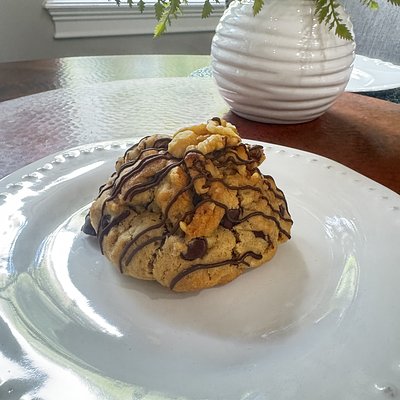 Chocolate Chip & Walnut Cookies (Half Dozen)
