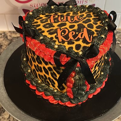 8 Inch Heart Shaped Cake