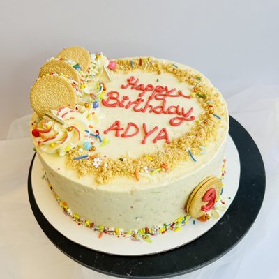 Custom Cake 8 Inch