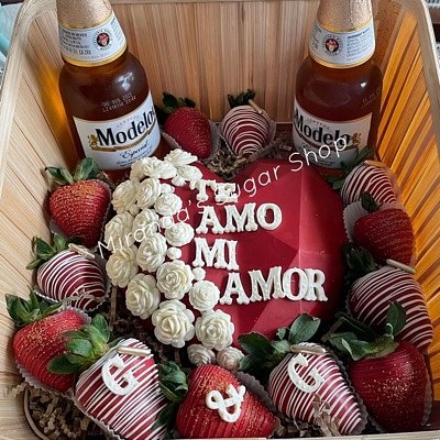 Breakable heart w/ berries and bottles