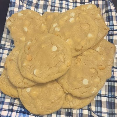 White Chocolate Macadamia Cookies