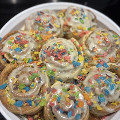 5 Pack • Fruity Pebble Cereal Rolls