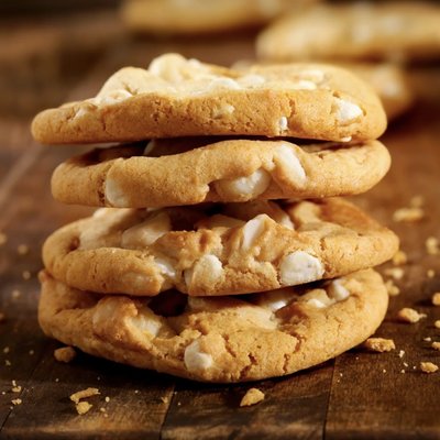 White Chocolate Macadamia 