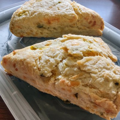 Jalapeno Cheddar Sourdough Scones 2-pack