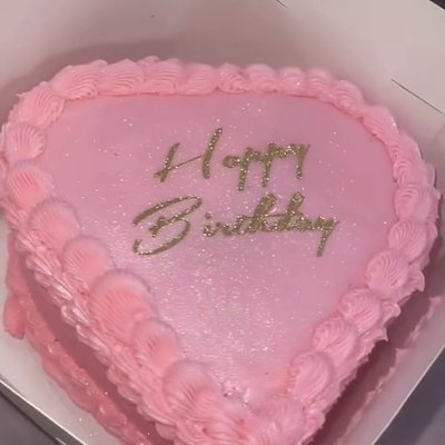 6 In Heart Cake 