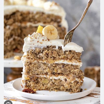 Hummingbird cake