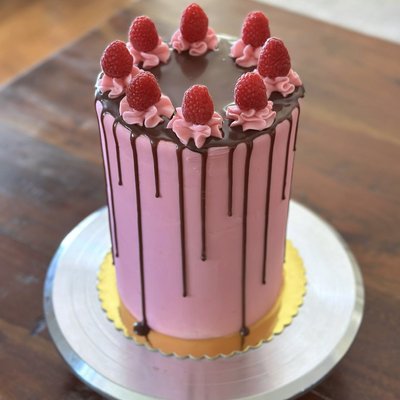 6” Double Barrel Cake (2-6” Stacked Cakes) Serves up to 24 