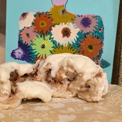 Cinnamon Rolls (3)