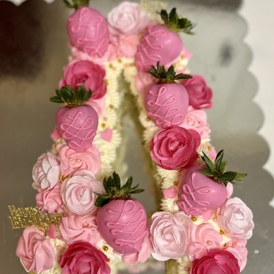 Letter/number  Cake 10inch 