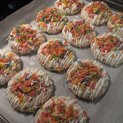 Dozen Fruity Pebble 🌈 