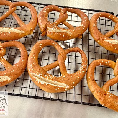 Gluten-free Bavarian Pretzels - half dozen
