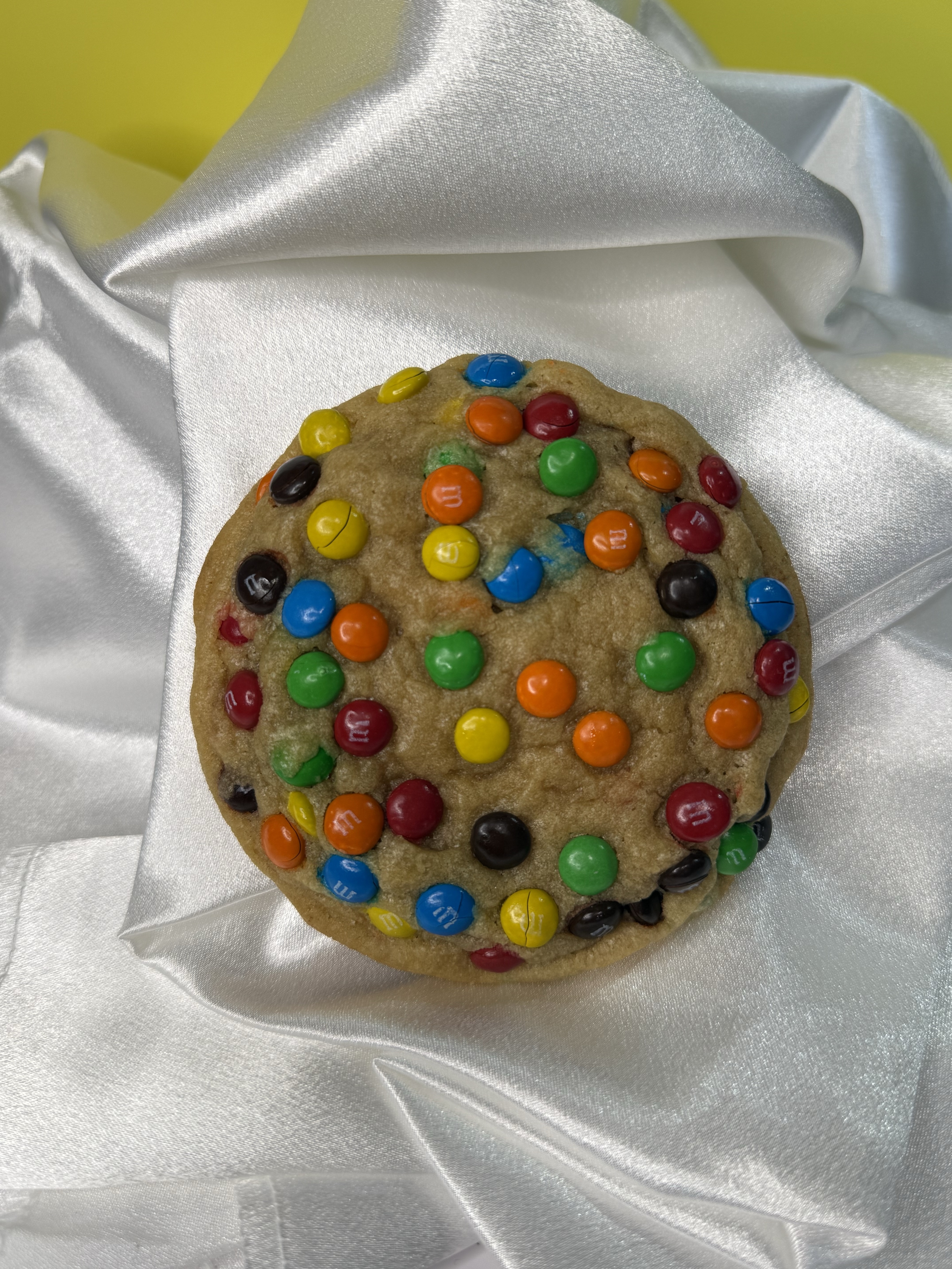 M&M