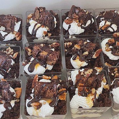 Chocolate Turtle Dessert Cups