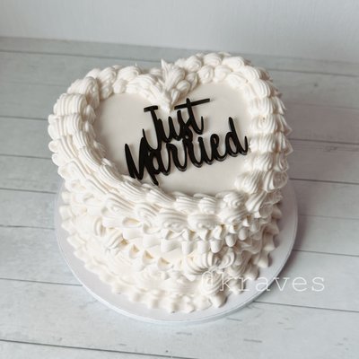 8” Heart Sweetheart Cake