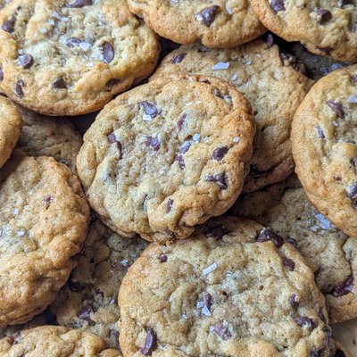 Chocolate Chip Sea Salt Cookie Six Pack 