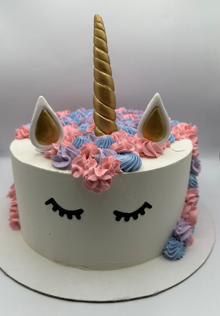 10" Round Cake Tall (50 Servings)