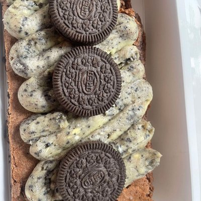 Small Oreo Brownie 