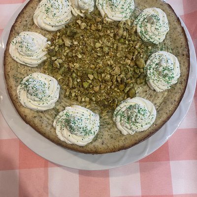 Pistachio cheesecake