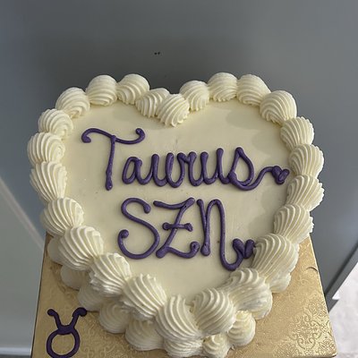 6” Heart cake (Basic)