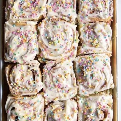 Cinnamon Rolls 