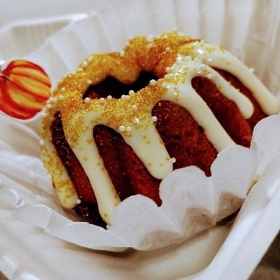 3 Mini Pumpkin Bundt Cake