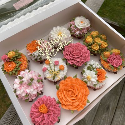 Floral Cupcakes Min (12)Start At 4.25