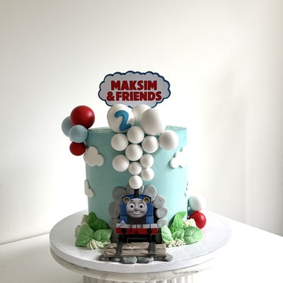 Custom Cakes 