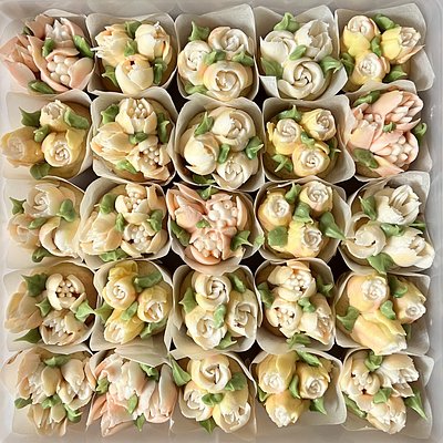 Blooming Cupcakes