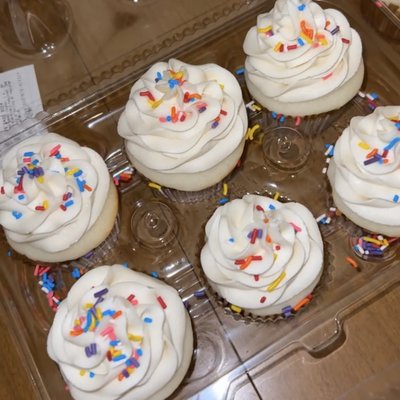 Vanilla Cupcakes